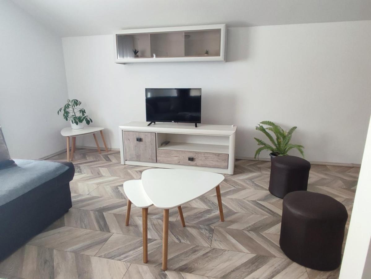 Apartman Flora Vrdnik Eksteriør billede